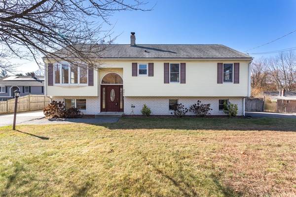 221 Read, Attleboro, MA 02703