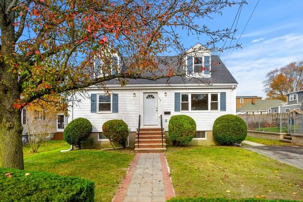 25 Purchase St, Danvers, MA 01923