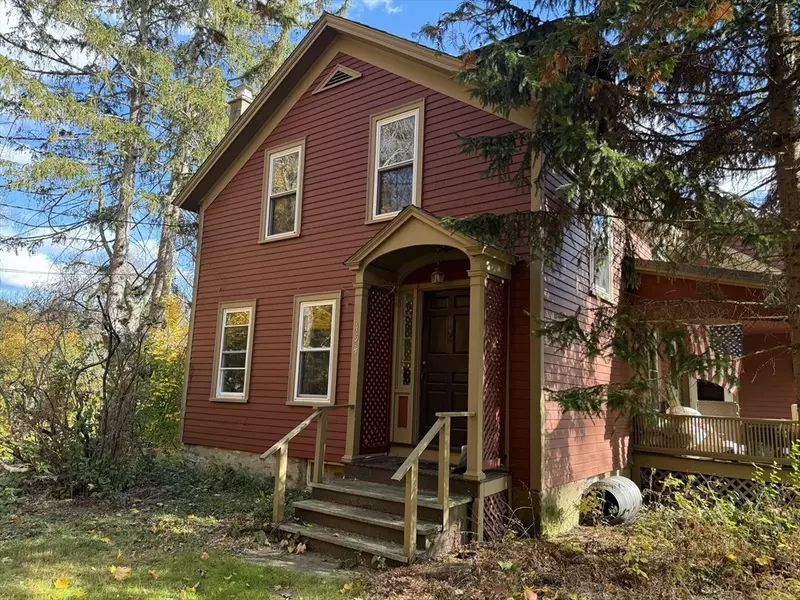 494 River Rd, Deerfield, MA 01342