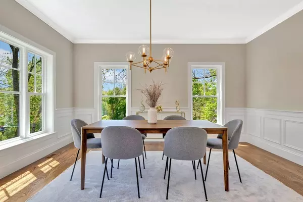 Lexington, MA 02421,32 Brookside Avenue