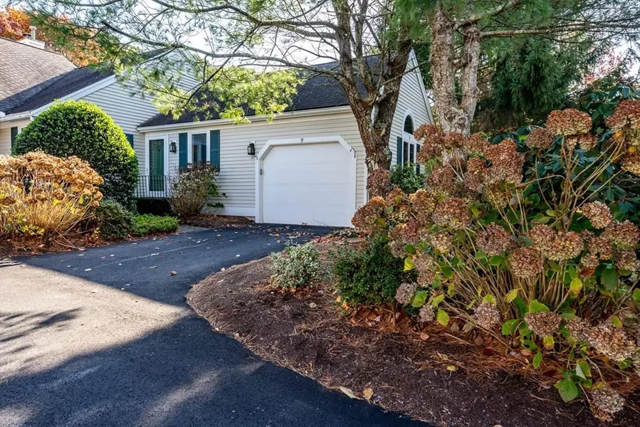 9 Longwood Rd #239, Mashpee, MA 02649