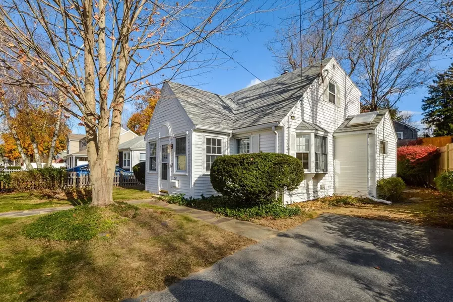 50 Thayer Avenue, Weymouth, MA 02188