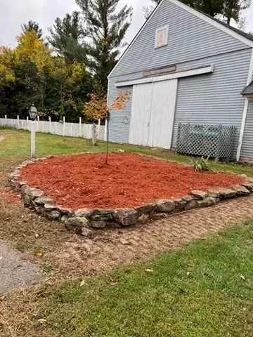 Kingston, NH 03848,43 Depot Rd.