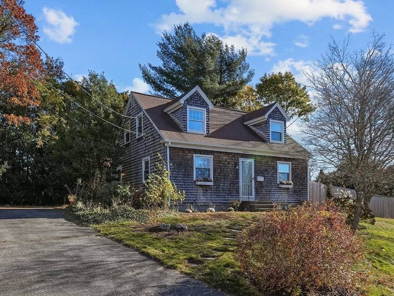 34 Seward Ave., Somerset, MA 02726