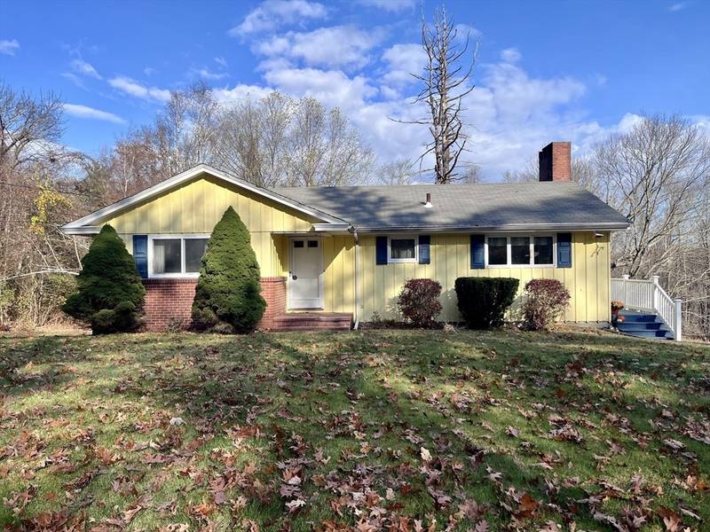 30 Auburn Rd, Millbury, MA 01527