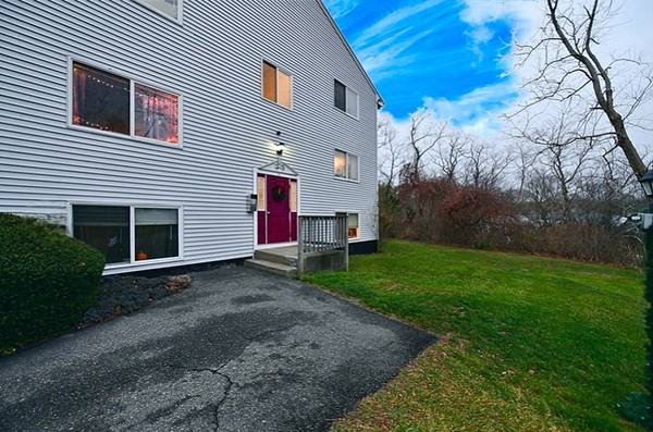 Bourne, MA 02562,25 Canal Street D6 #YEAR ROUND