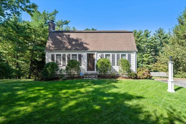 53 Lantern Ln, Plymouth, MA 02360