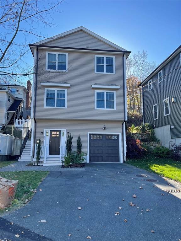 102 Milner St, Waltham, MA 02451