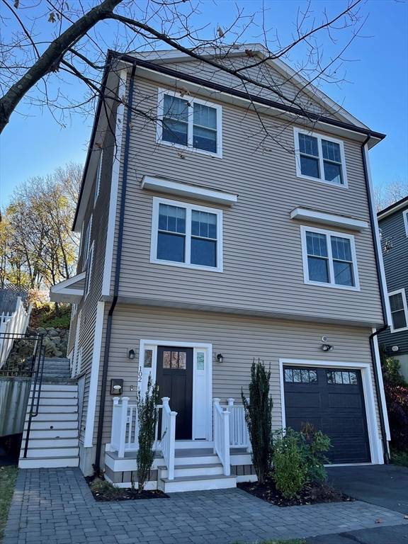 102 Milner St, Waltham, MA 02451