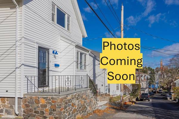 9 Rowland St, Marblehead, MA 01945