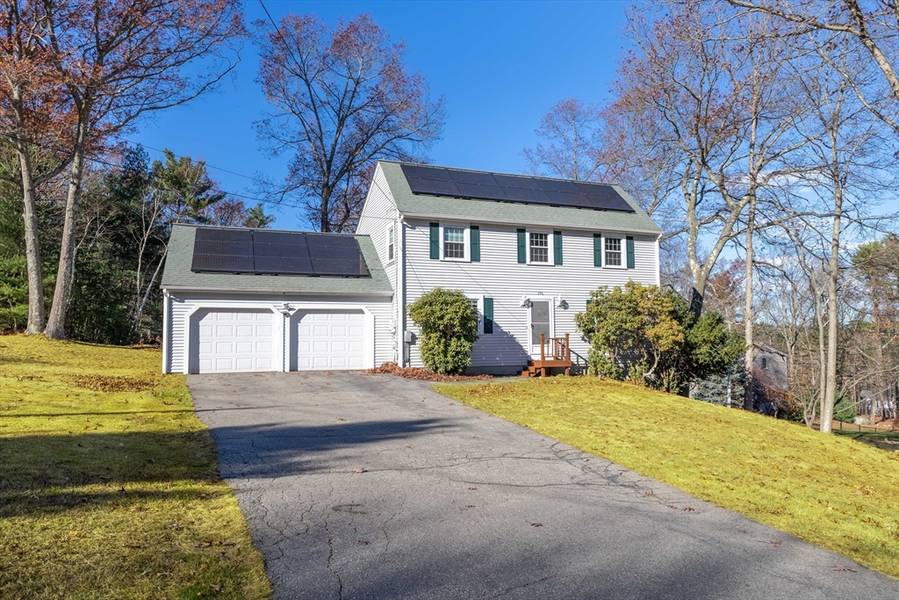 396 Old Farm Road, Franklin, MA 02038