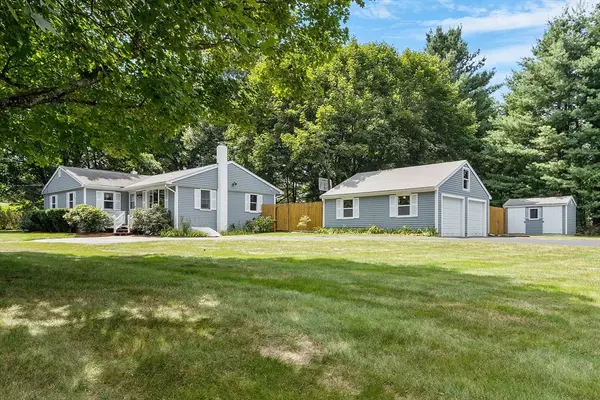 81 Landham Rd, Sudbury, MA 01776