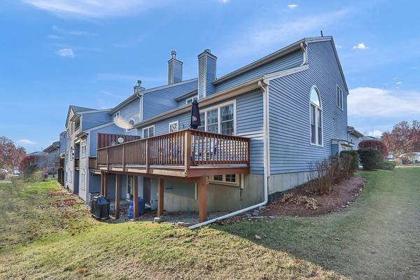 Sturbridge, MA 01566,115 Colonial Dr #115