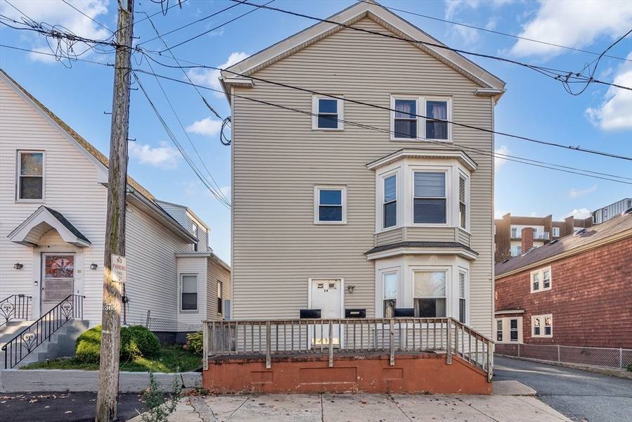 24 Home St, Beverly, MA 01915