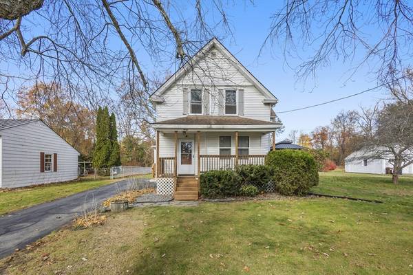 30 Hawthorne Street, Auburn, MA 01501