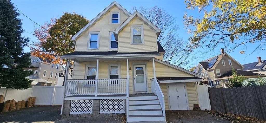 12 Queenwood Ter, Malden, MA 02148