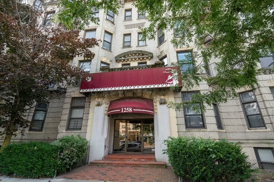 1258 Commonwealth Ave #8, Boston, MA 02134