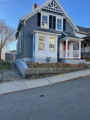 6 Commonwealth  Ave, Gloucester, MA 01830