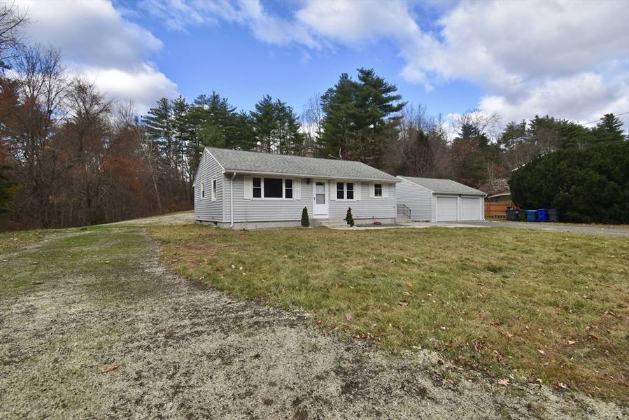 64 Potash Hill Ln, Hampden, MA 01036