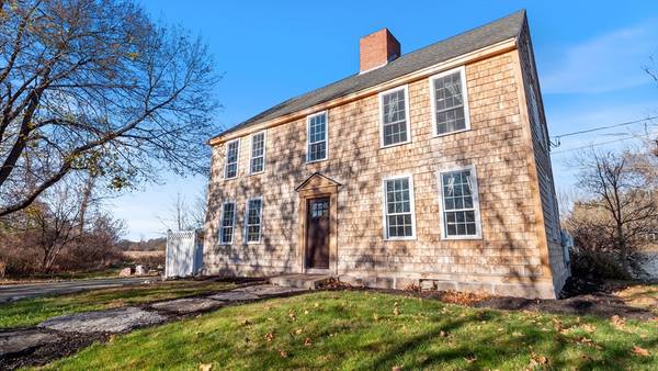 168 Orchard St, Newbury, MA 01922