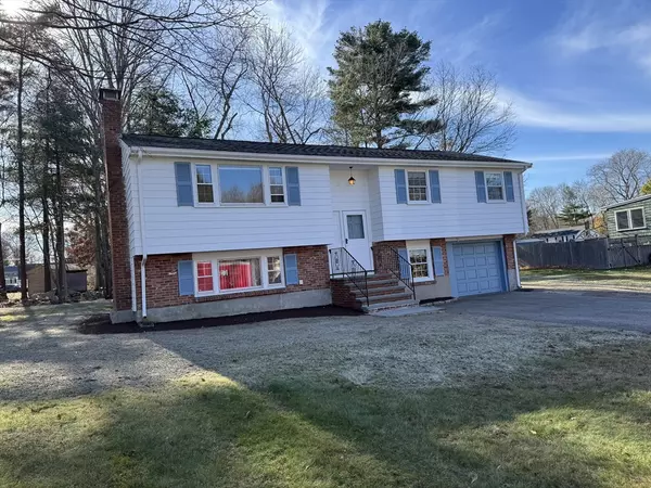 18 Fencourt Road, Canton, MA 02021