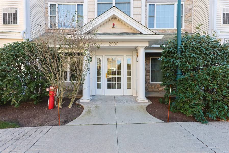 2103 Davenport Ave #2103, Canton, MA 02021