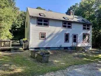 29 Burwell Ter, West Brookfield, MA 01585