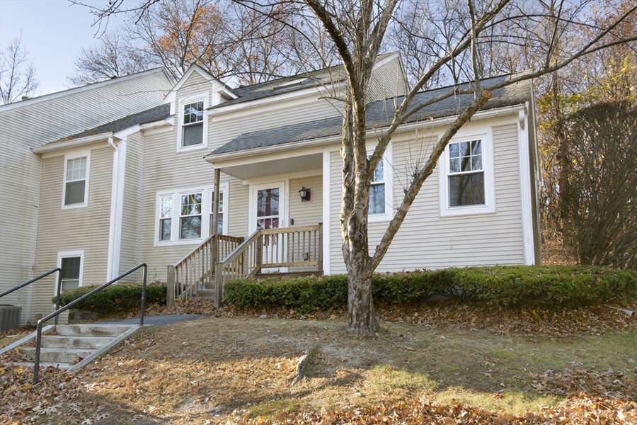 5301 Halcyon Dr #5301, Worcester, MA 01606