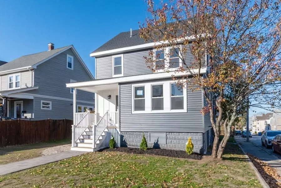 242 Main St #2, Winthrop, MA 02152