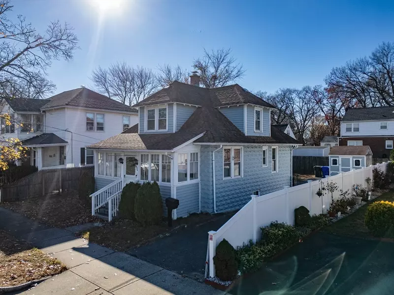 428 Page Blvd, Springfield, MA 01104