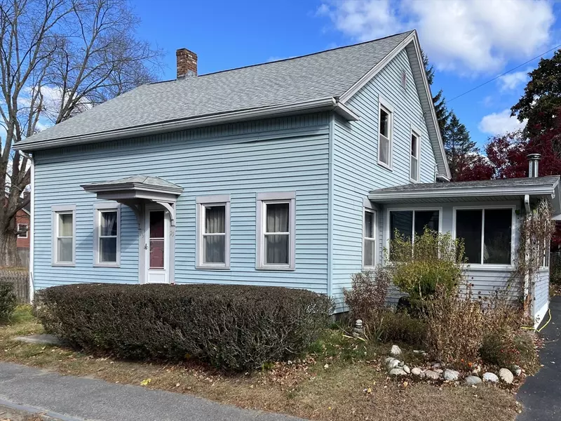 25 Main St, Sutton, MA 01590