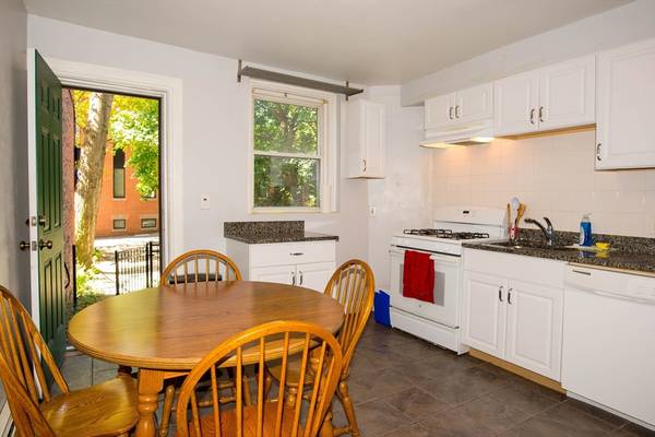 68 Hammond, Boston, MA 02120