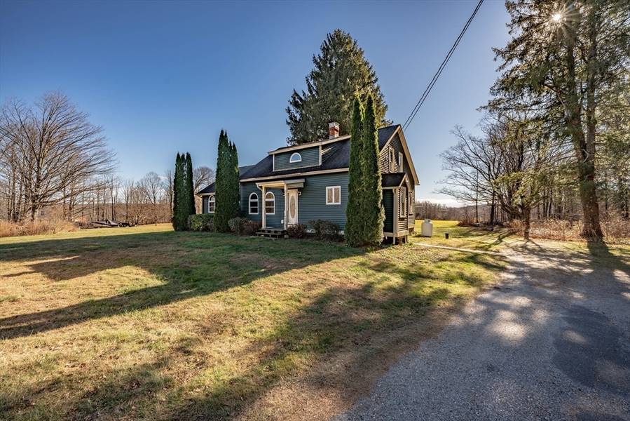 1665 Main Rd, Granville, MA 01034