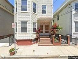 36 Portsmouth St #2, Cambridge, MA 02141