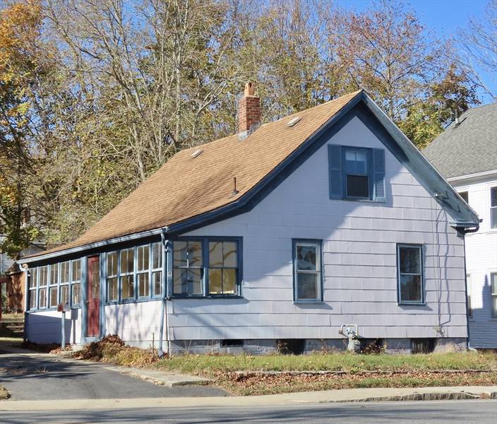 61 South St, Plymouth, MA 02360