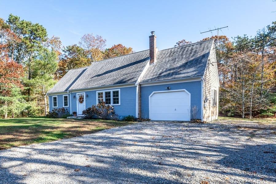 686 Phinneys Lane, Barnstable, MA 02632