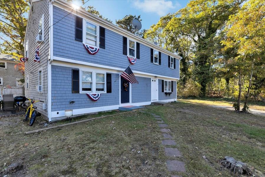 7 Niblick St, Dennis, MA 02660