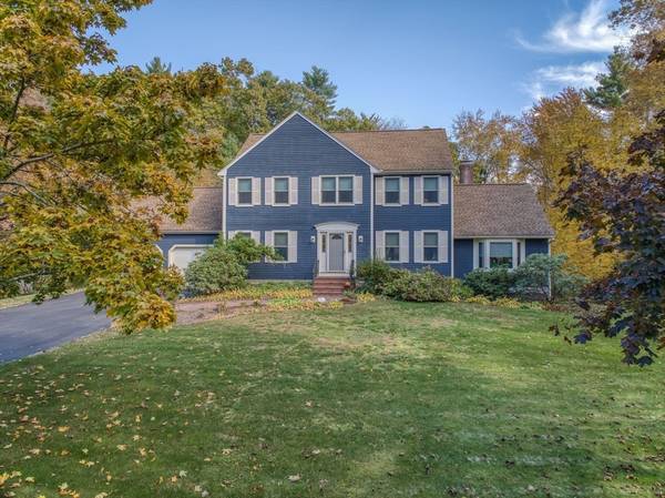 18 Longwood Cir, Mansfield, MA 02048