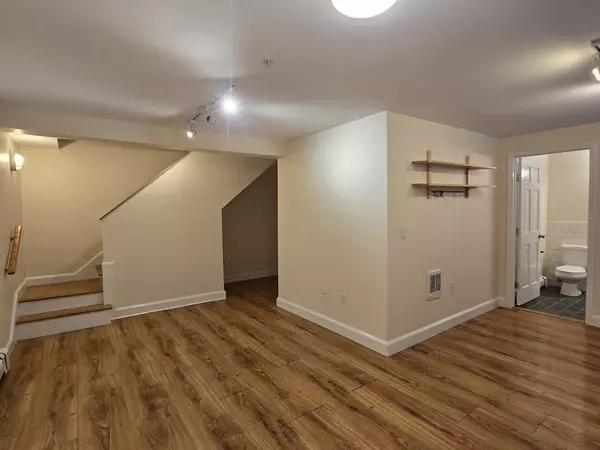 Cambridge, MA 02138,40-42 Parker Street #1A