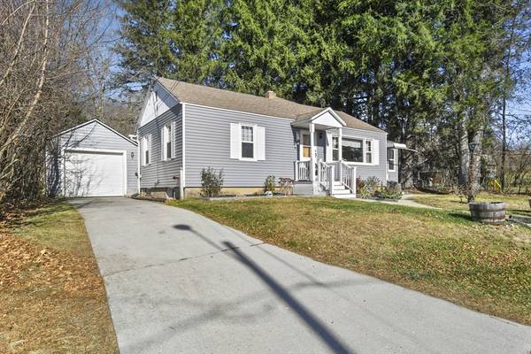 Hinsdale, MA 01235,48 Jordan Avenue