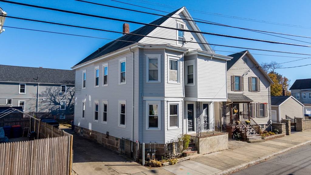 92-94 Shawmut Ave, New Bedford, MA 02740