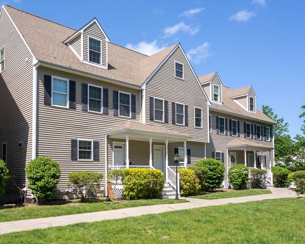 7 Dewey St #6, Natick, MA 01760