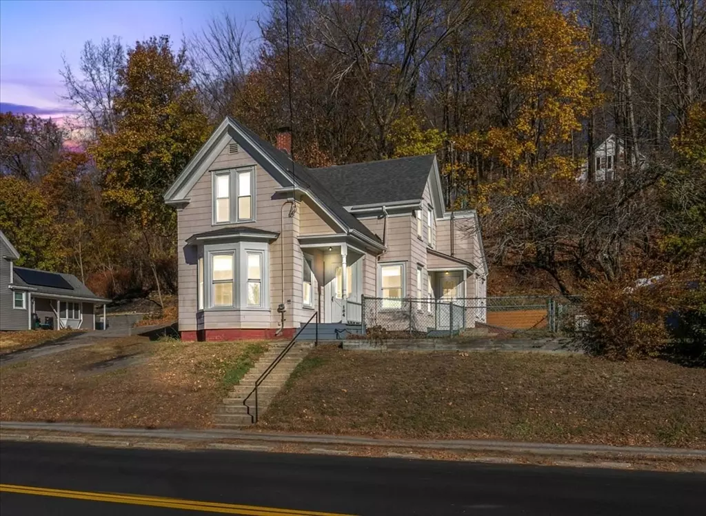 Haverhill, MA 01830,184 Groveland St