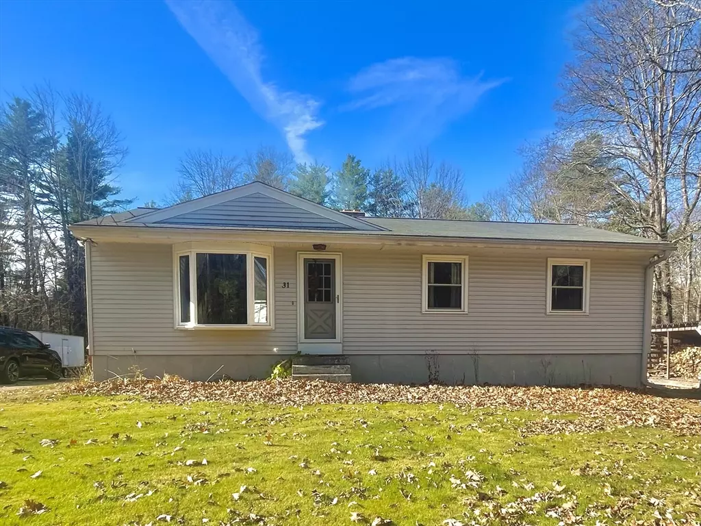 Sturbridge, MA 01566,31 Putnam Rd