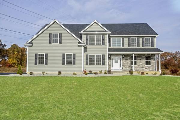 31 D'amato Way, Agawam, MA 01001