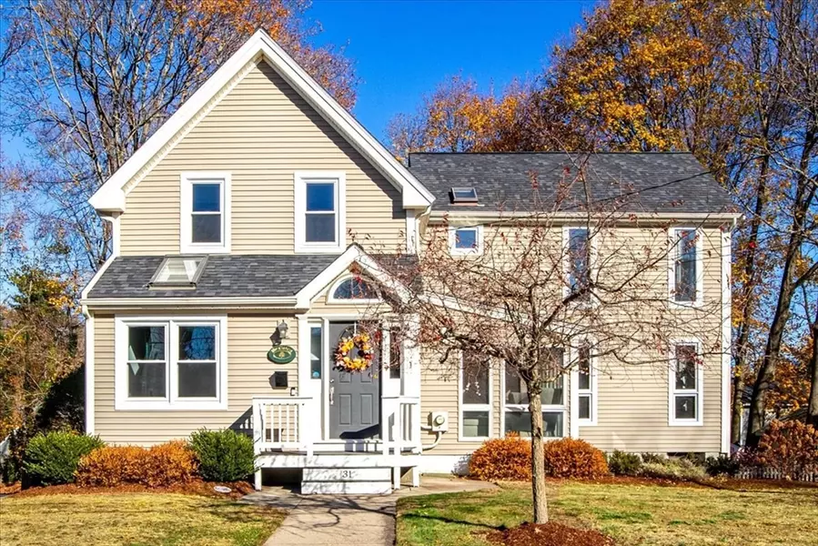 31 Bird St, Walpole, MA 02032