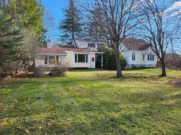 22 Freeport Ave,  Methuen,  MA 01844