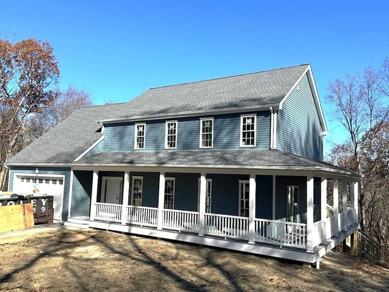 295 Crownshield Ave, Uxbridge, MA 01569