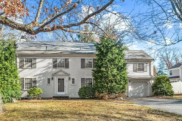 40 Radcliffe, Wellesley, MA 02482