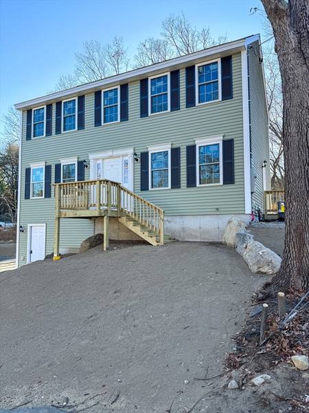 77 Dewey Ave, Leominster, MA 01453